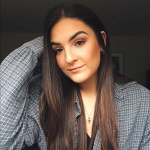 Meet your Posher, Alexandra